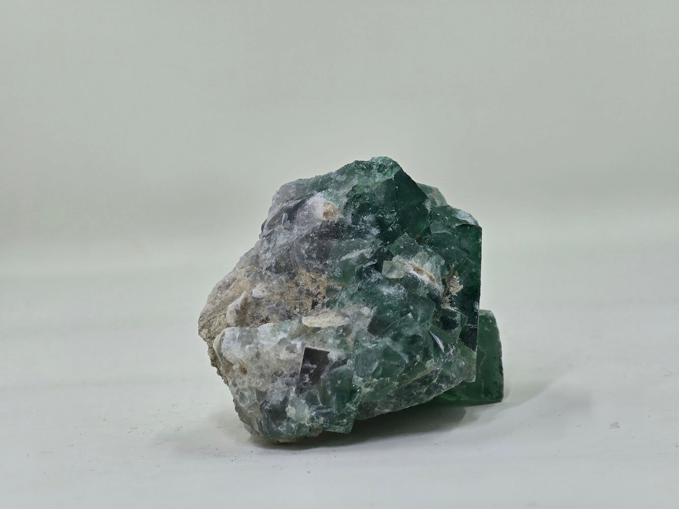 Fluorite Cubic Cluster